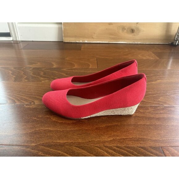 Clarks Women's Mallory Luna Closed Rope Wedge Platform Cherry Red Sz 7.5 M - Picture 2 of 8